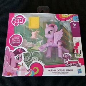 My Little Pony Explore Equestria PRINCESS TWILIGHT SPARKLE